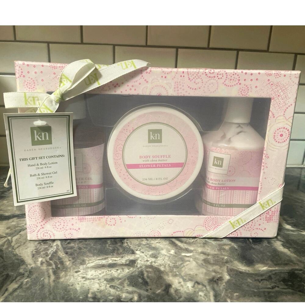 NEW Karen Neuburger Gift Set Flower Petals Shower Gel Body Soufflé Lotion